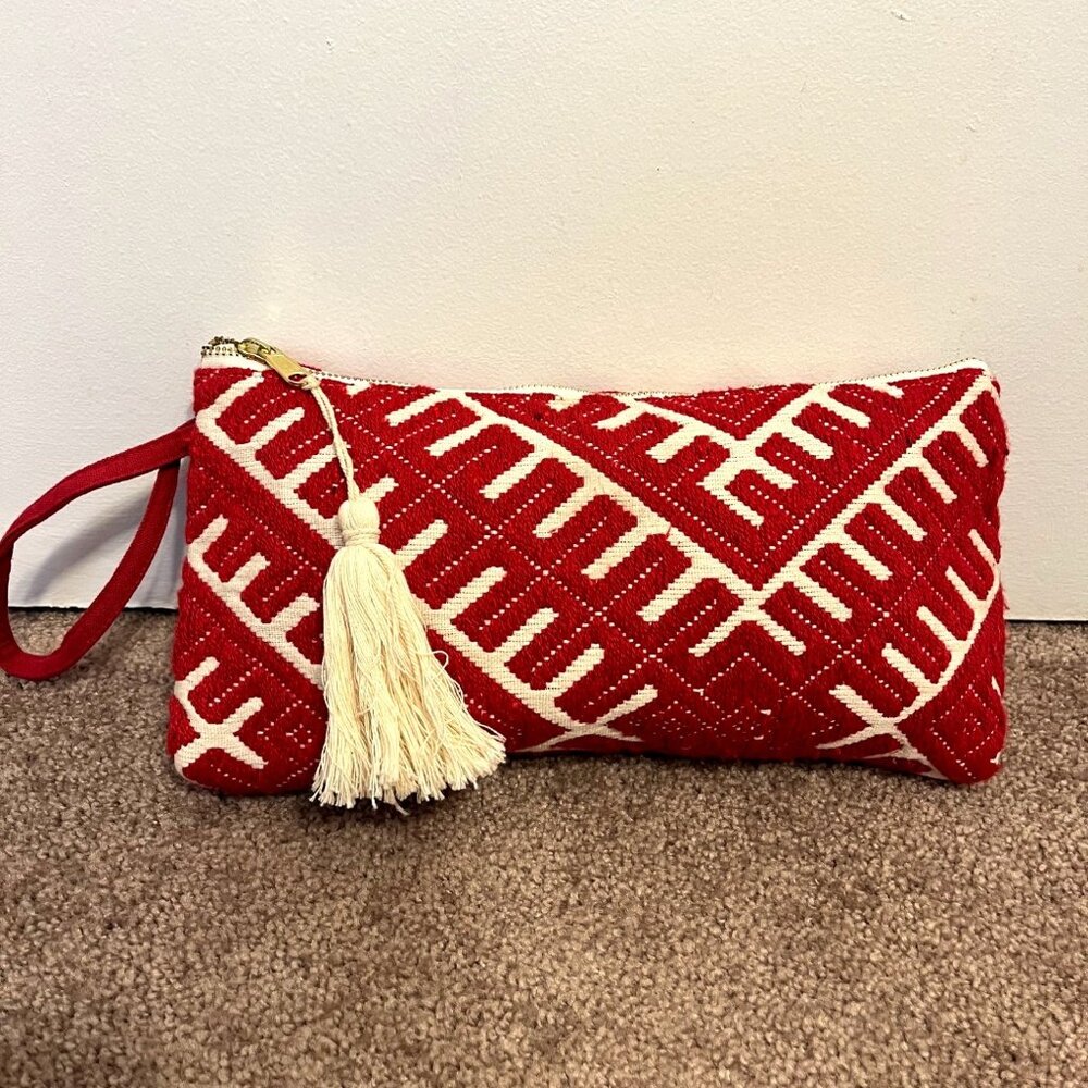 Red & White Geometric Stitched Pattern Enchante Accessories Clutch Tassel Strap